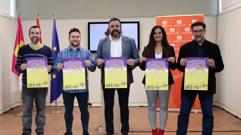 Presentaci&oacute;n muestra de teatro "Espiga de Oro".