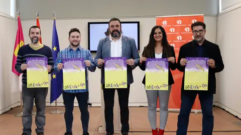 Presentación muestra de teatro "Espiga de Oro". Presentación muestra de teatro "Espiga de Oro".