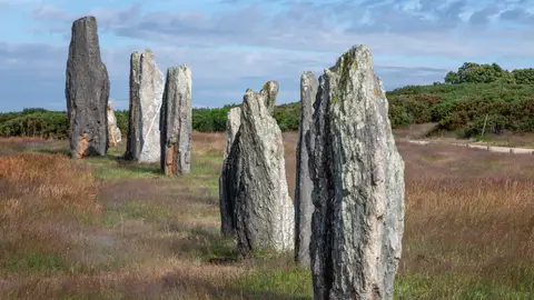 Imagen de archivo de unos megalitos en Suecia Imagen de archivo de unos megalitos en Suecia/ Unsplash