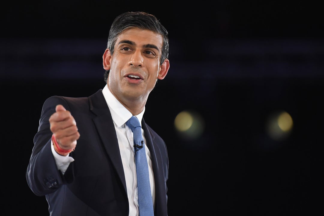 Rishi Sunak tiene el apoyo de más de la mitad de los "tories" para llegar al poder Rishi Sunak tiene el apoyo de más de la mitad de los "tories" para llegar al poder