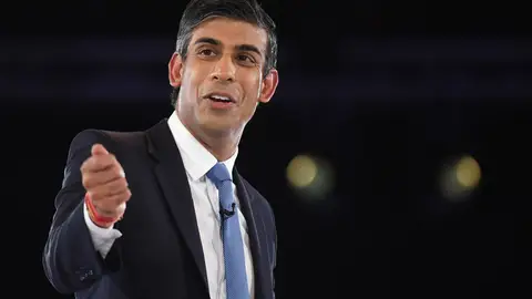 Rishi Sunak tiene el apoyo de más de la mitad de los "tories" para llegar al poder Rishi Sunak tiene el apoyo de más de la mitad de los "tories" para llegar al poder