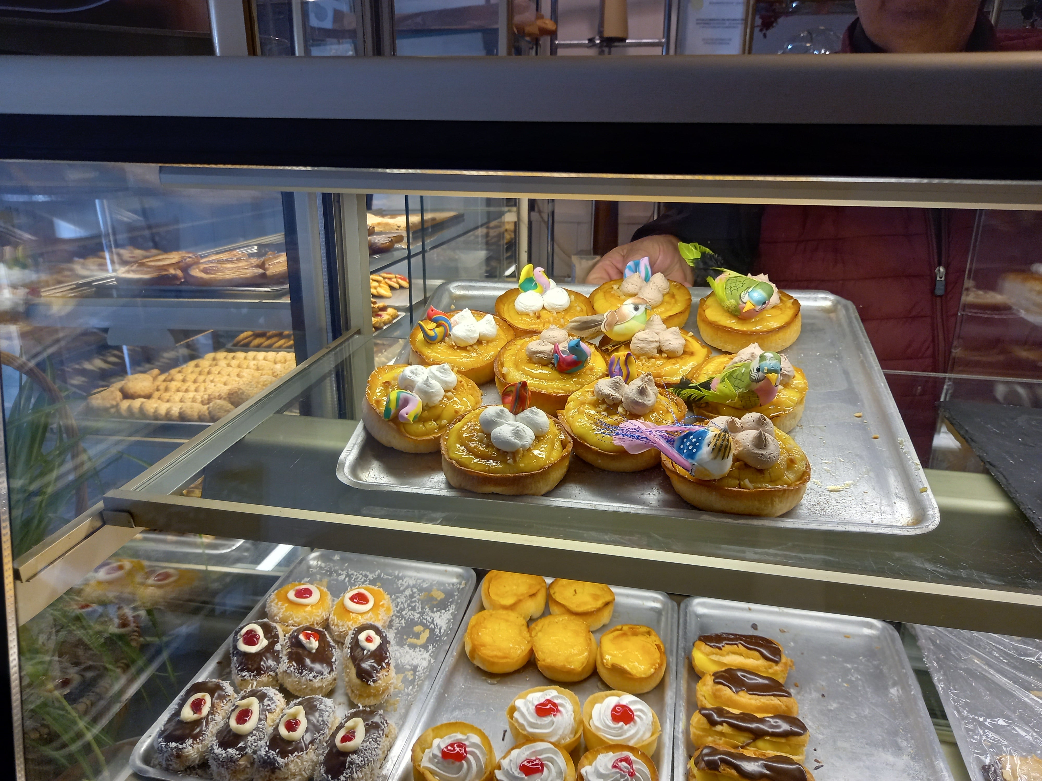 El pastel de San frutos endulza el día de fiesta El pastel de San frutos endulza el día de fiesta