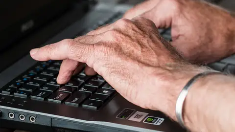 Cómo la generación silver se adapta a las nuevas tecnologías Cómo la generación silver se adapta a las nuevas tecnologías