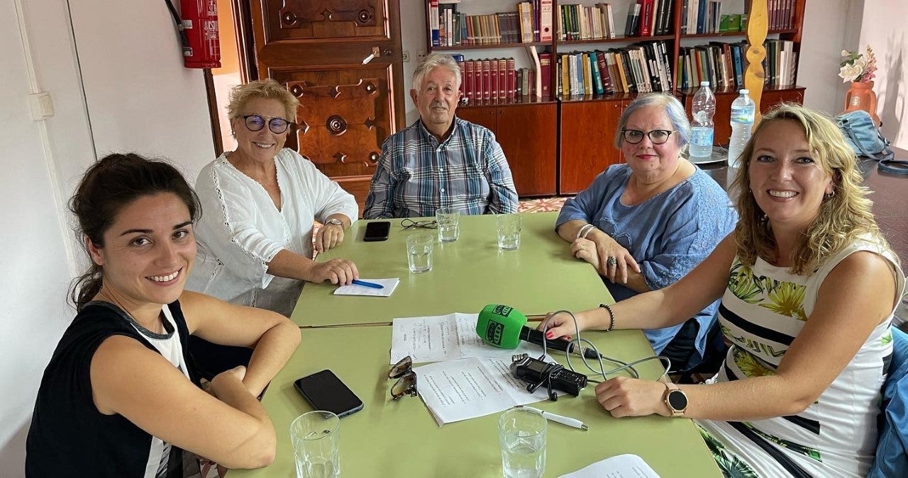 ¡Vuelve a escuchar la tertulia de Gent Gran que organizamos en un centro de mayores de Manacor! ¡Vuelve a escuchar la tertulia de Gent Gran que organizamos en un centro de mayores de Manacor!