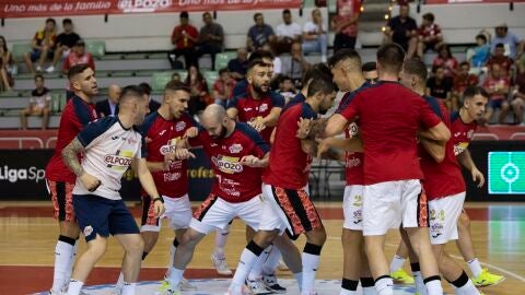 Elpozo Murcia en el Palacio de los Deportes