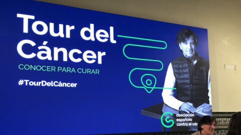 Carlos López-Otín en el Tour del Cáncer