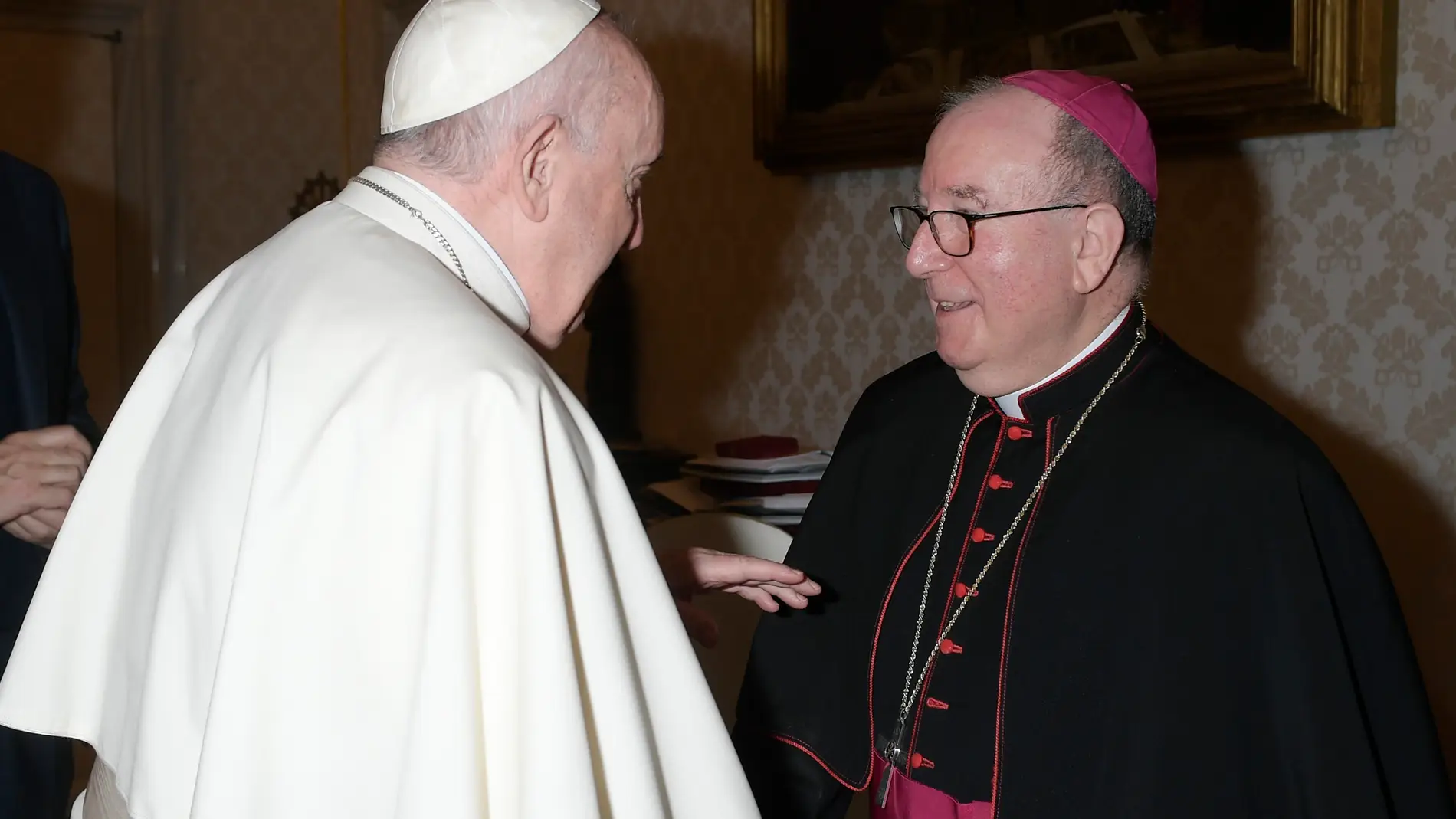 El obispo de Cuenca junto al Papa Francisco