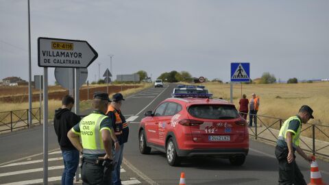 La carretera entre Villamayor y Argamasilla de Calatrava fue cortada al tr&aacute;fico