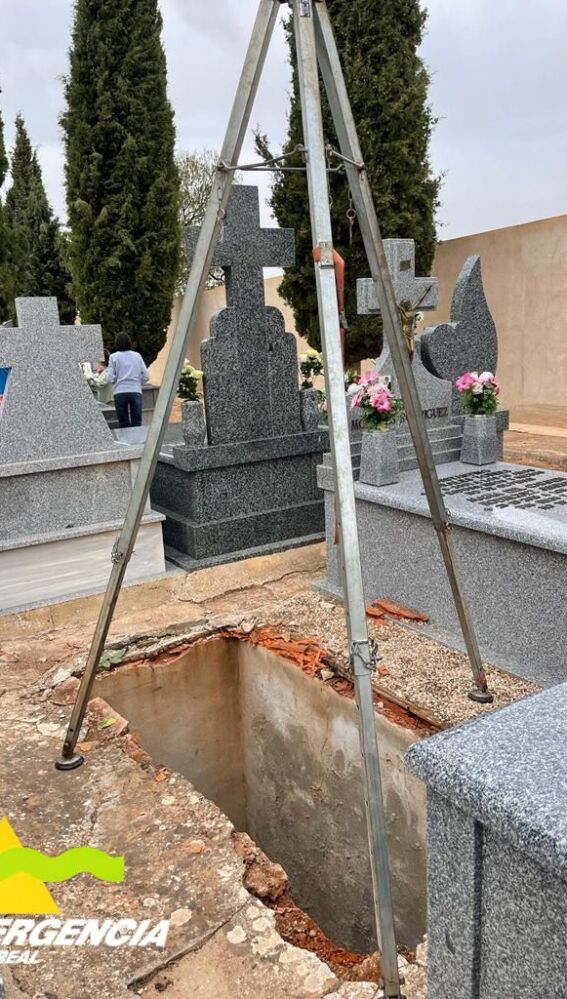 La tumba tenía 3 metros de profundidad