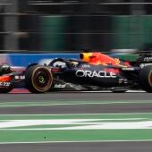 Verstappen arrasa en México y hace historia con su 14 triunfo de la temporada