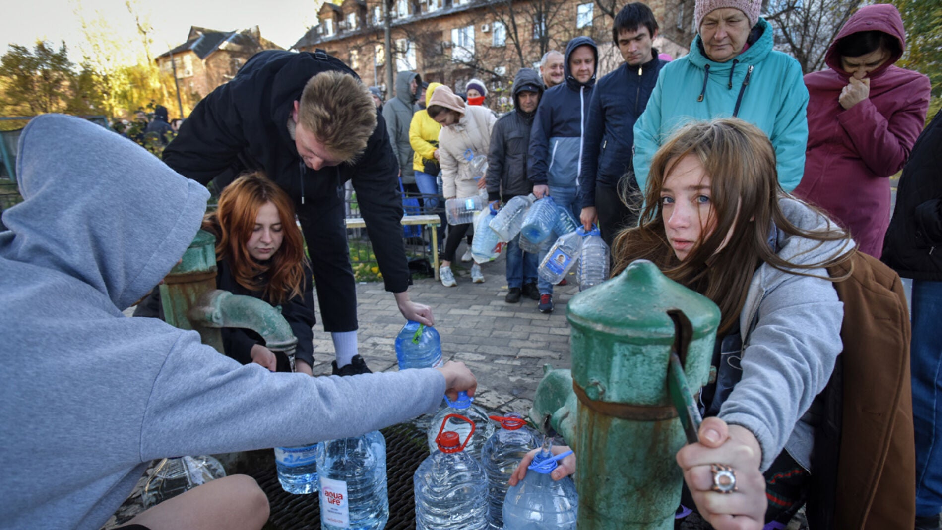 Ucrania Amanece Sin Luz Ni Agua Tras Nuevos Ataques Rusos A ...