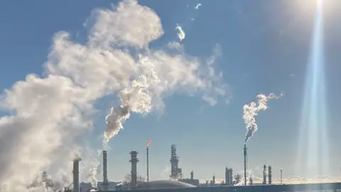 Unas 65.000 personas estan llamadas a participar en el simulacro de accidente químico más grande hecho nunca en Cataluña Unas 65.000 personas estan llamadas a participar en el simulacro de accidente químico más grande hecho nunca en Cataluña