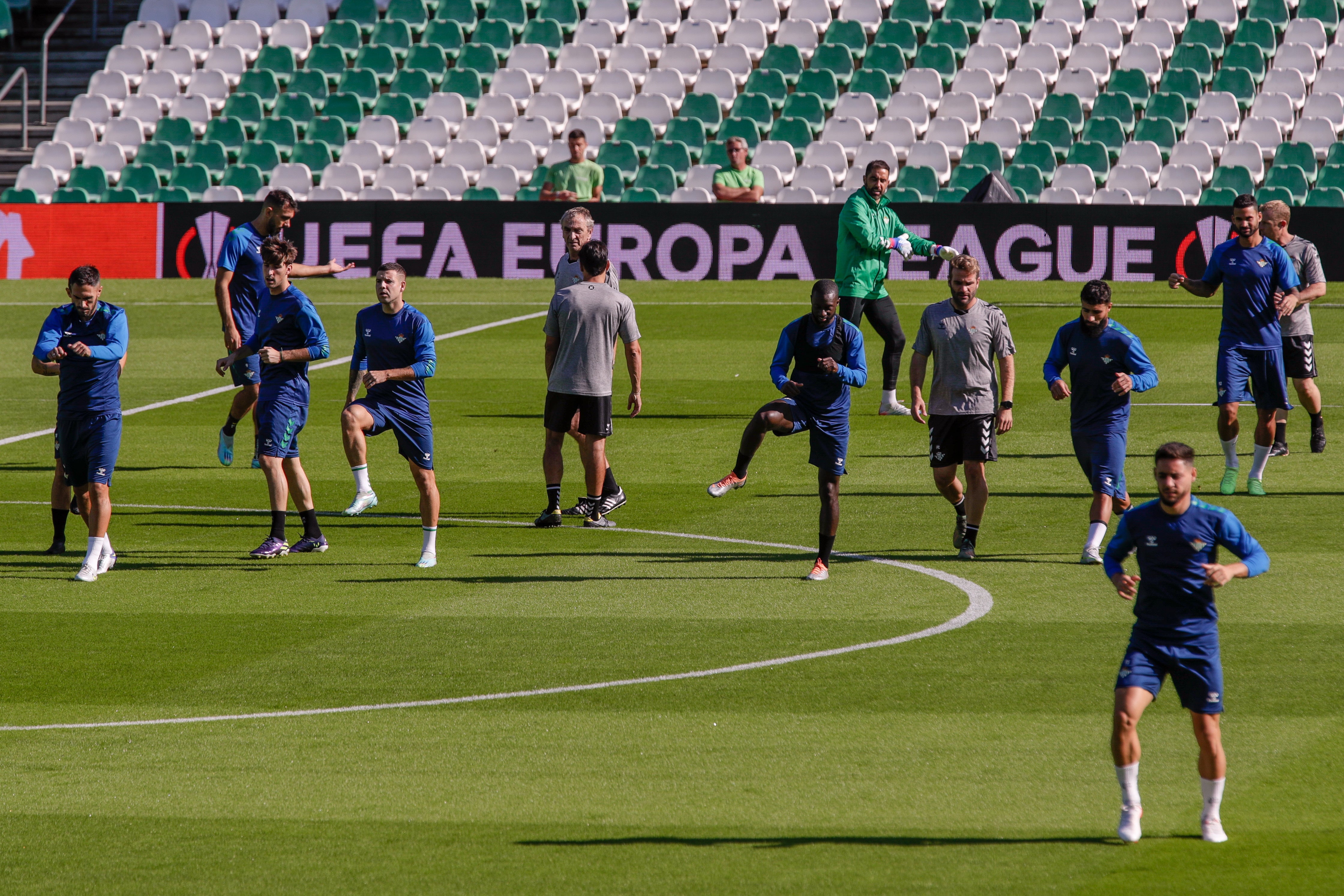 El Betis retoma el trabajo para rematar un 2022 inolvidable El Betis retoma el trabajo para rematar un 2022 inolvidable