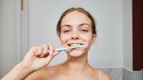 Cada cu&aacute;nto hay que cambiar el cepillo de dientes: esto dicen los expertos