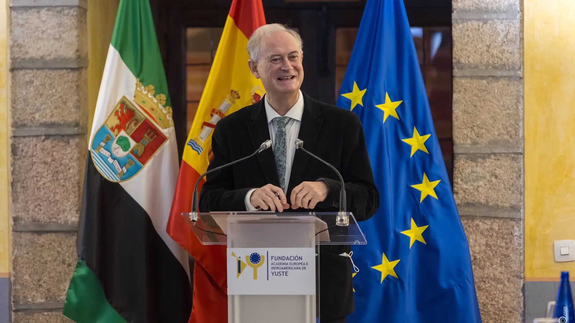 El Profesor Enrique Moradiellos ocupará el sillón Heródoto de Halicarnaso de la Academia Europea e Iberoamericana de Yuste