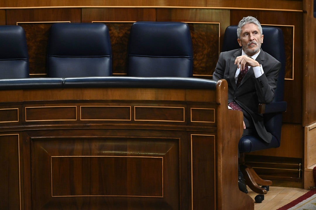 Marlaska comparecerá en el Congreso en plena polémica por las muertes en la valla de Melilla Marlaska comparecerá en el Congreso en plena polémica por las muertes en la valla de Melilla