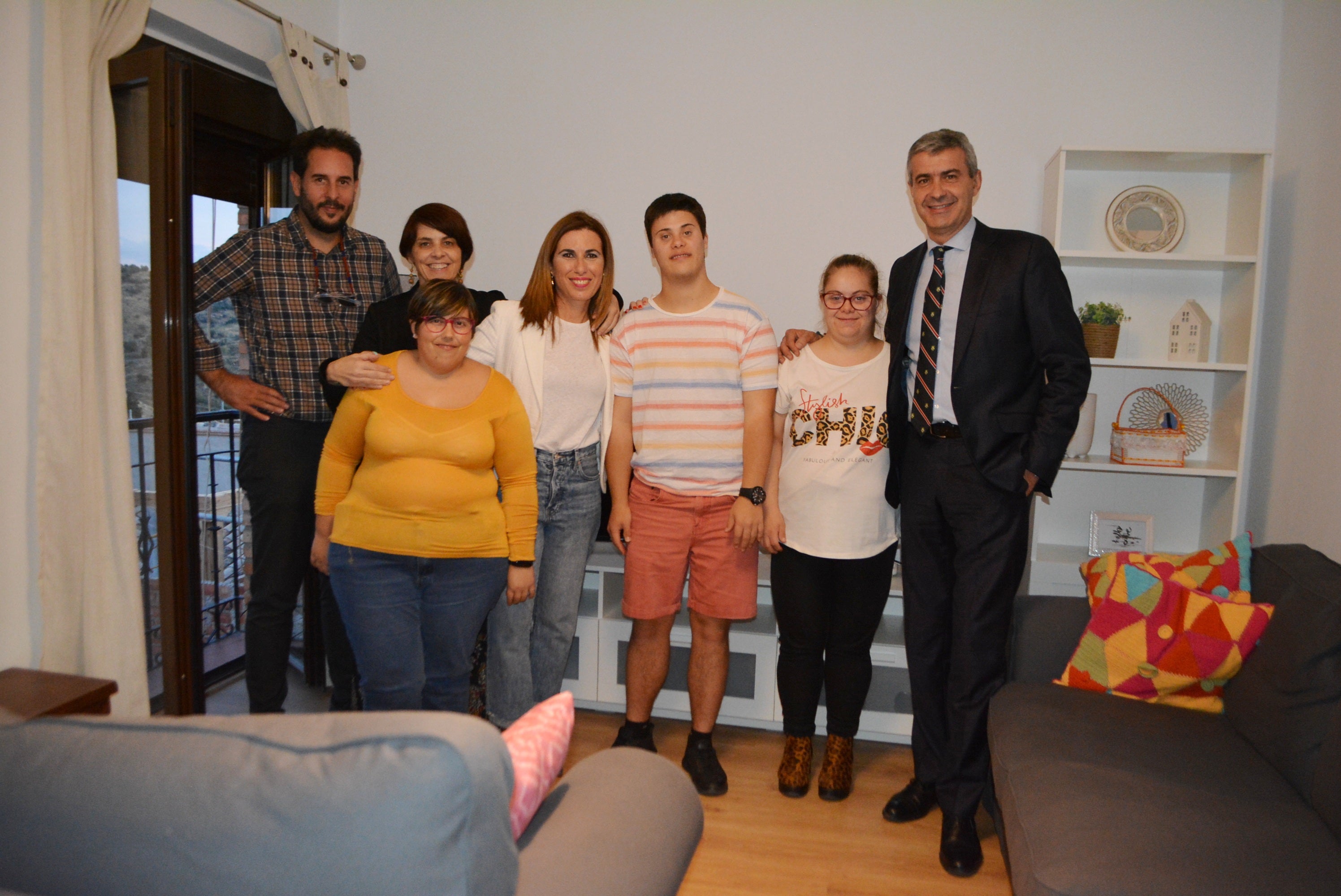 Álvaro Gutiérrez conoce de cerca uno de los pisos tutelados de Down Toledo Álvaro Gutiérrez conoce de cerca uno de los pisos tutelados de Down Toledo
