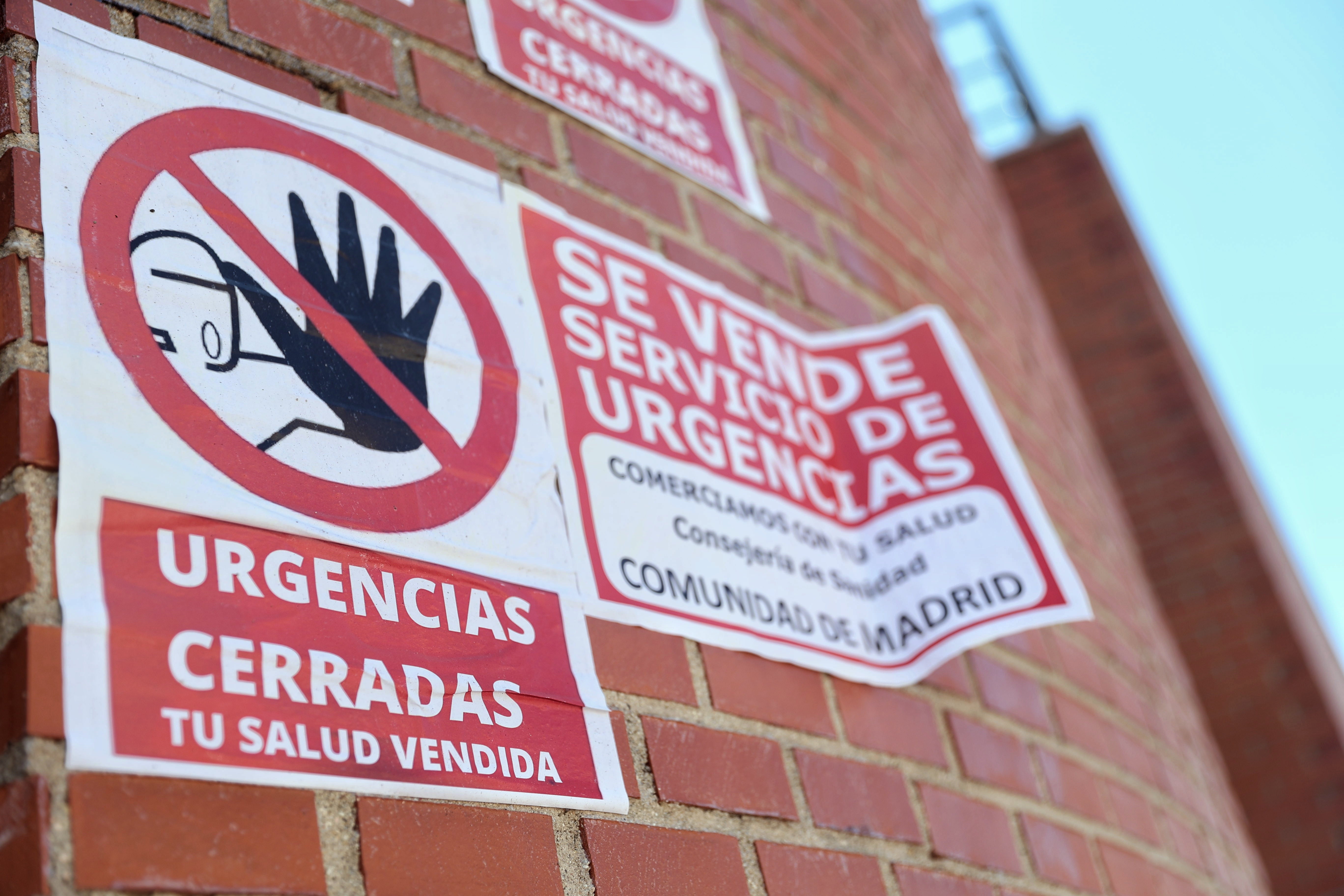 Comienza la huelga de sanitarios madrileños contra el nuevo modelo de Atención Primaria de Ayuso Comienza la huelga de sanitarios madrileños contra el nuevo modelo de Atención Primaria de Ayuso