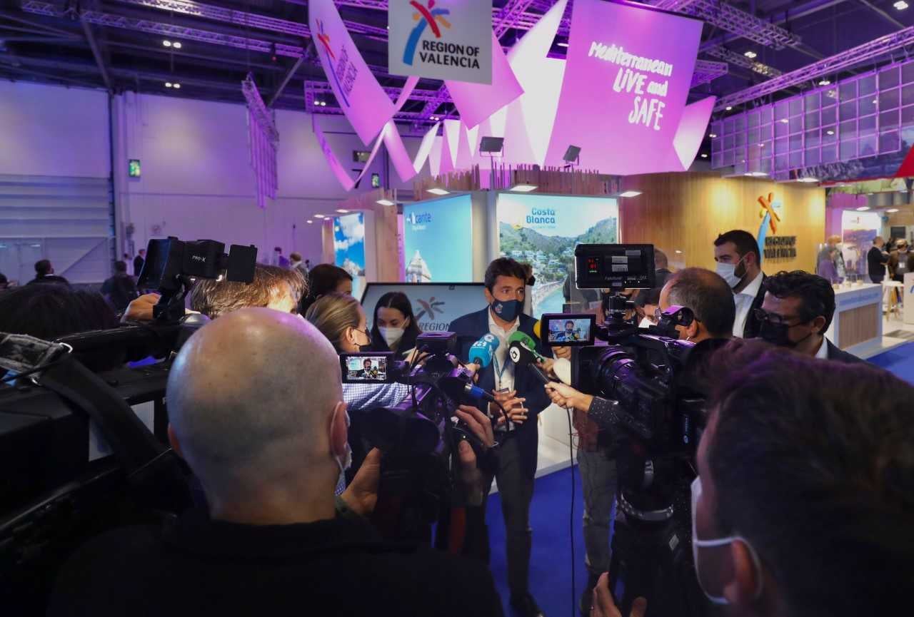Costa Blanca exhibe en la World Travel Market su fortaleza como destino peninsular con más vuelos desde Reino Unido Costa Blanca exhibe en la World Travel Market su fortaleza como destino peninsular con más vuelos desde Reino Unido