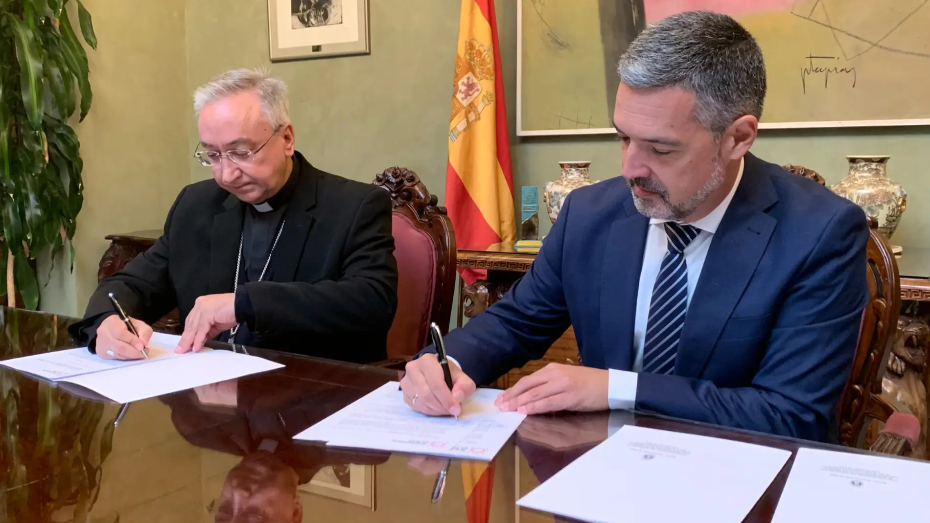El obispo de Cádiz y el alcalde de Rota