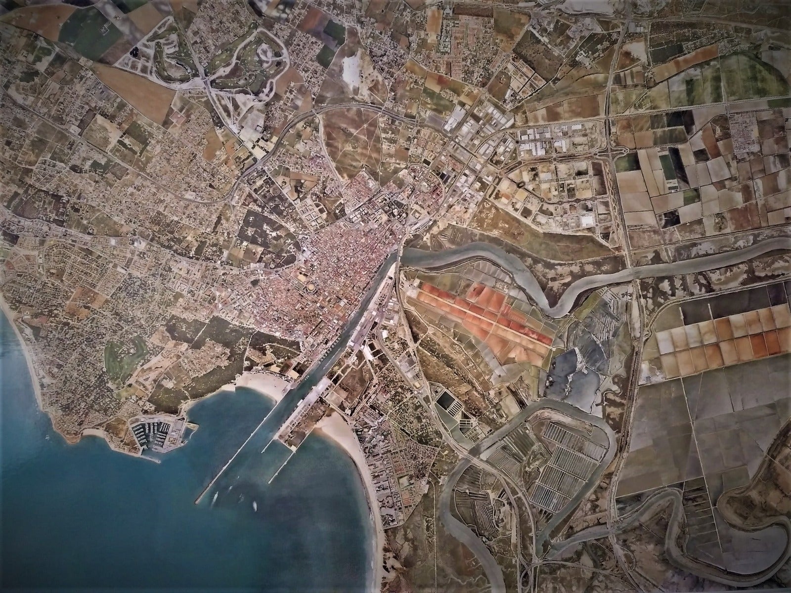 La asociación 'Betilo' apuesta por promover políticas que repueblen el centro histórico de El Puerto La asociación 'Betilo' apuesta por promover políticas que repueblen el centro histórico de El Puerto