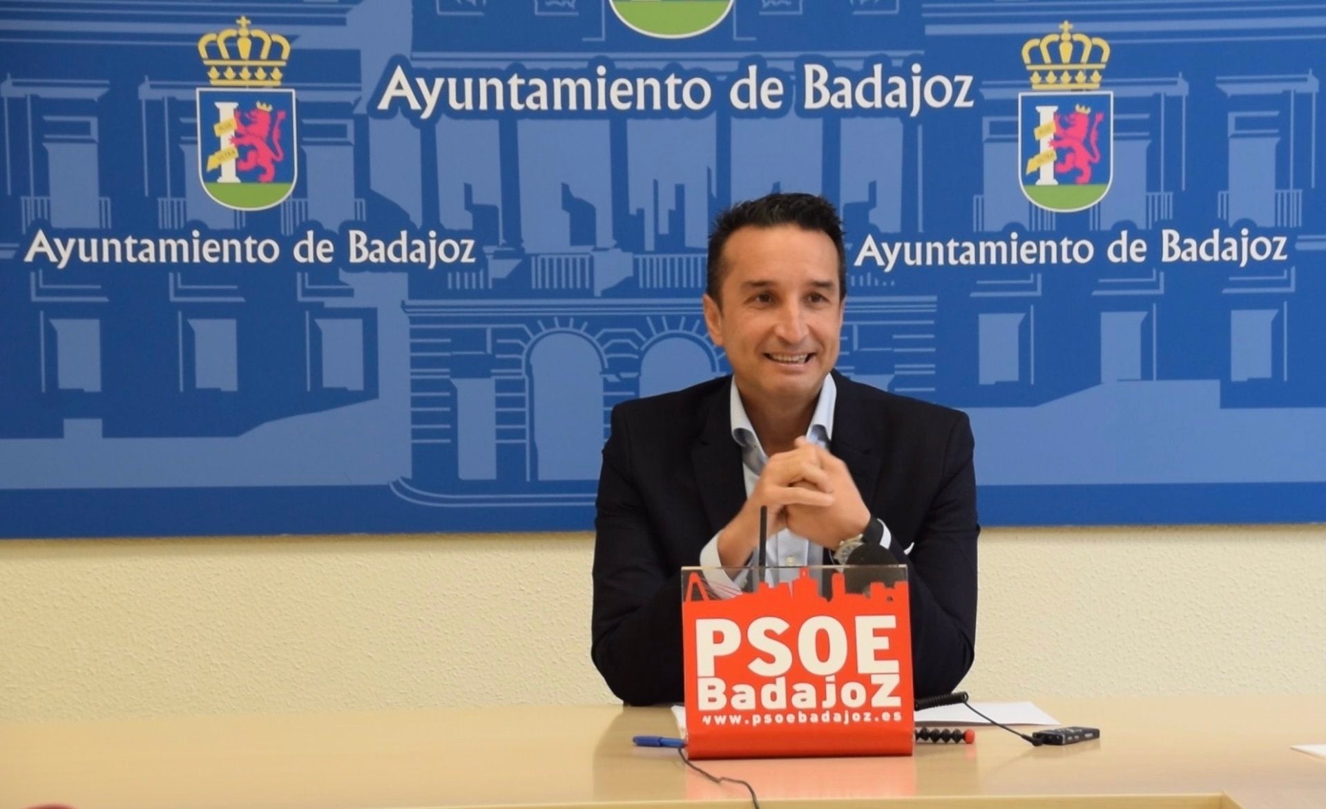 Ricardo Cabezas: "Ignacio Gragera será el candidato del PP a la Alcaldía de Badajoz" Ricardo Cabezas: "Ignacio Gragera será el candidato del PP a la Alcaldía de Badajoz"