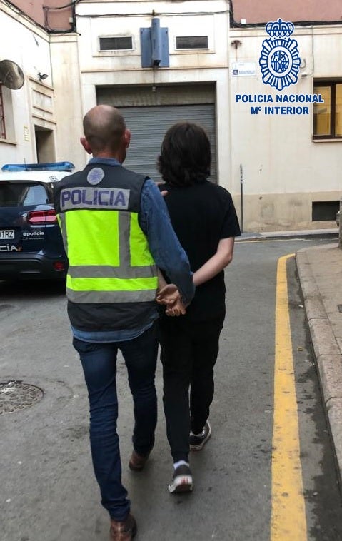 Detenido el autor de una falsa amenaza de colocación de un artefacto explosivo en un centro comercial Detenido el autor de una falsa amenaza de colocación de un artefacto explosivo en un centro comercial