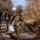 Soldados ucranianos entrando en Jersón