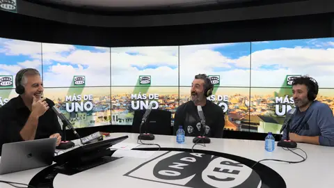 Luis Zahera y Rodrigo Sorogoyen con Carlos Alsina Luis Zahera y Rodrigo Sorogoyen con Carlos Alsina