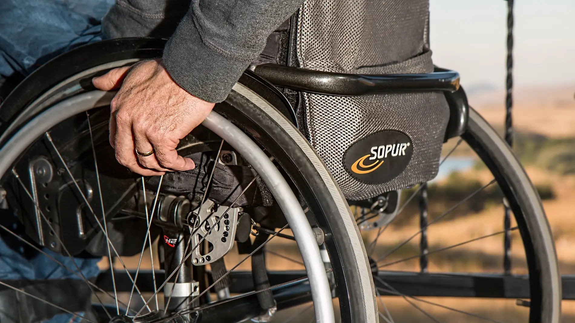 Un nuevo tratamiento logra que nueve pacientes paralíticos recuperen la movilidad
