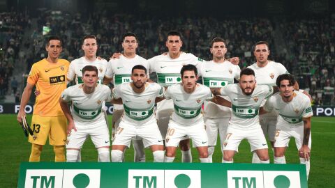 Once titular del Elche en el partido frente al Girona Once titular del Elche en el partido frente al Girona