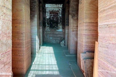 Investigadores de la UMA descubren la tumba orientada al solsticio de invierno más antigua de Egipto Investigadores de la UMA descubren la tumba orientada al solsticio de invierno más antigua de Egipto
