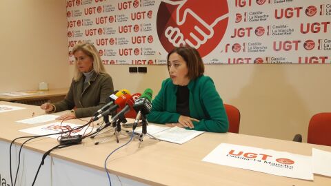 Eva Cabañas y Alfonsi Álvarez durante la rueda de prensa