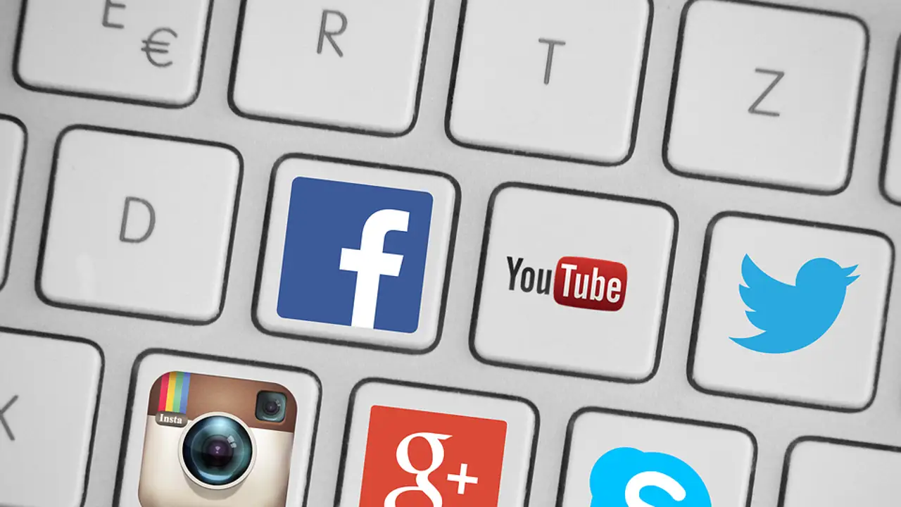 Redes Sociales Redes Sociales