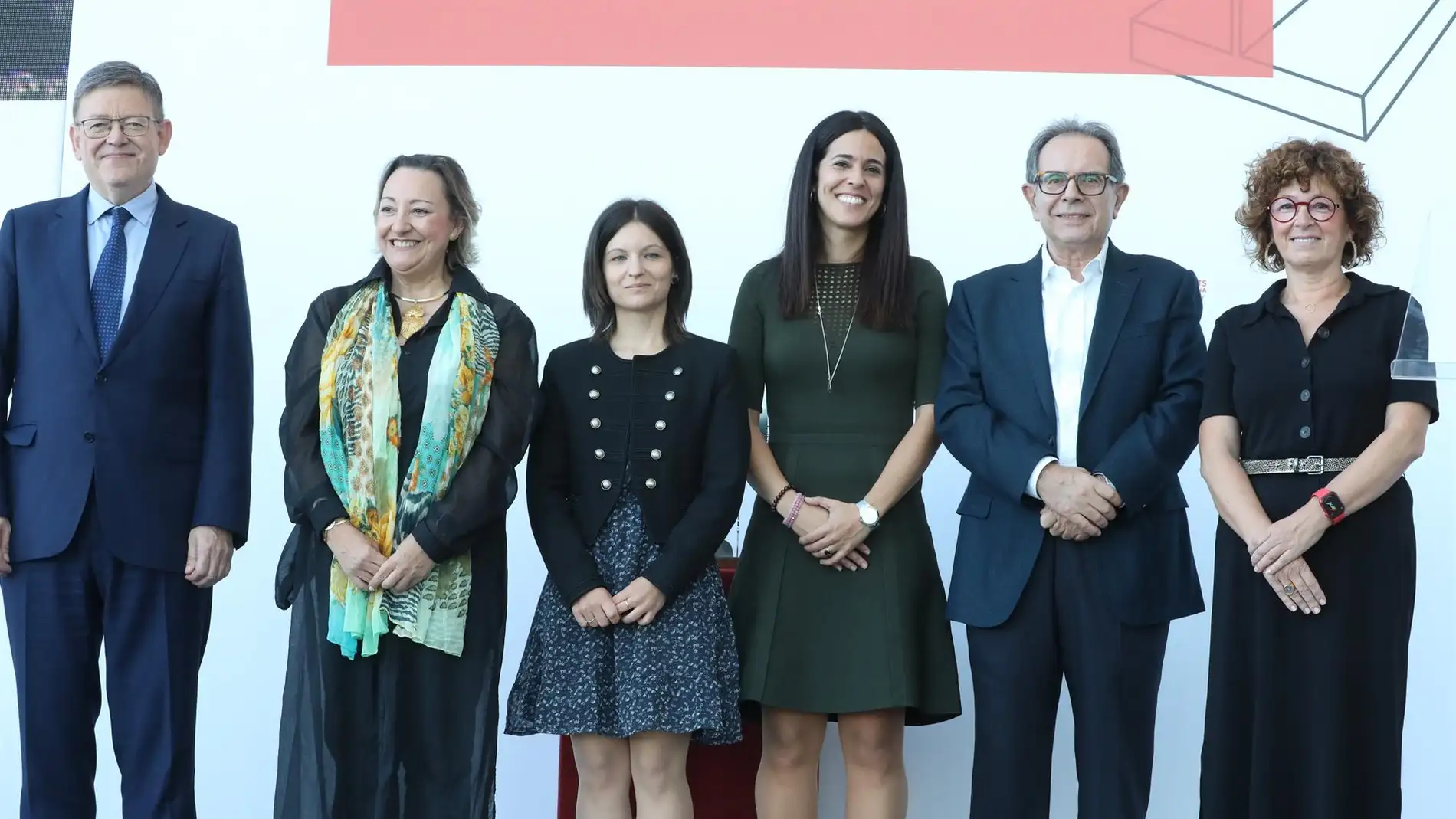 Las investigadoras Ángela Nieto y Rosa María Arán, galardonadas en los Premios de la Ciencia Valenciana Santiago Grisolía.