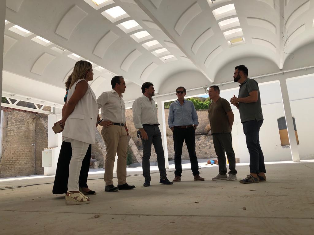 Alicante impulsa la primera fase de la rehabilitación de la Casa de Misericordia en el complejo de Las Cigarreras Alicante impulsa la primera fase de la rehabilitación de la Casa de Misericordia en el complejo de Las Cigarreras