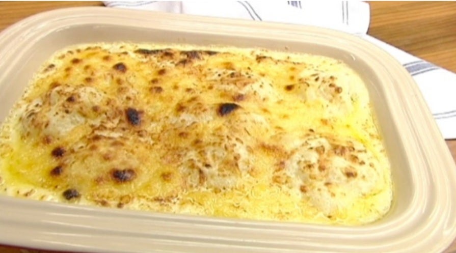La receta de Robin Food para preparar una deliciosa coliflor con bechamel gratinada La receta de Robin Food para preparar una deliciosa coliflor con bechamel gratinada