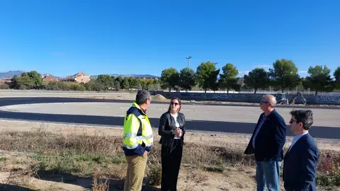 Avanza la construcción de la pista de patinaje Avanza la construcción de la pista de patinaje