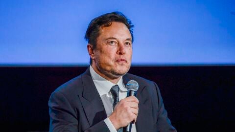 La Br&uacute;jula de la econom&iacute;a: Elon Musk avisa de la quiebra de Twitter