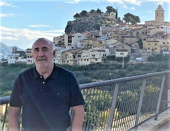 Gabriel Fernández se presentará de nuevo como alcaldable por el PSOE para Polop Gabriel Fernández se presentará de nuevo como alcaldable por el PSOE para Polop