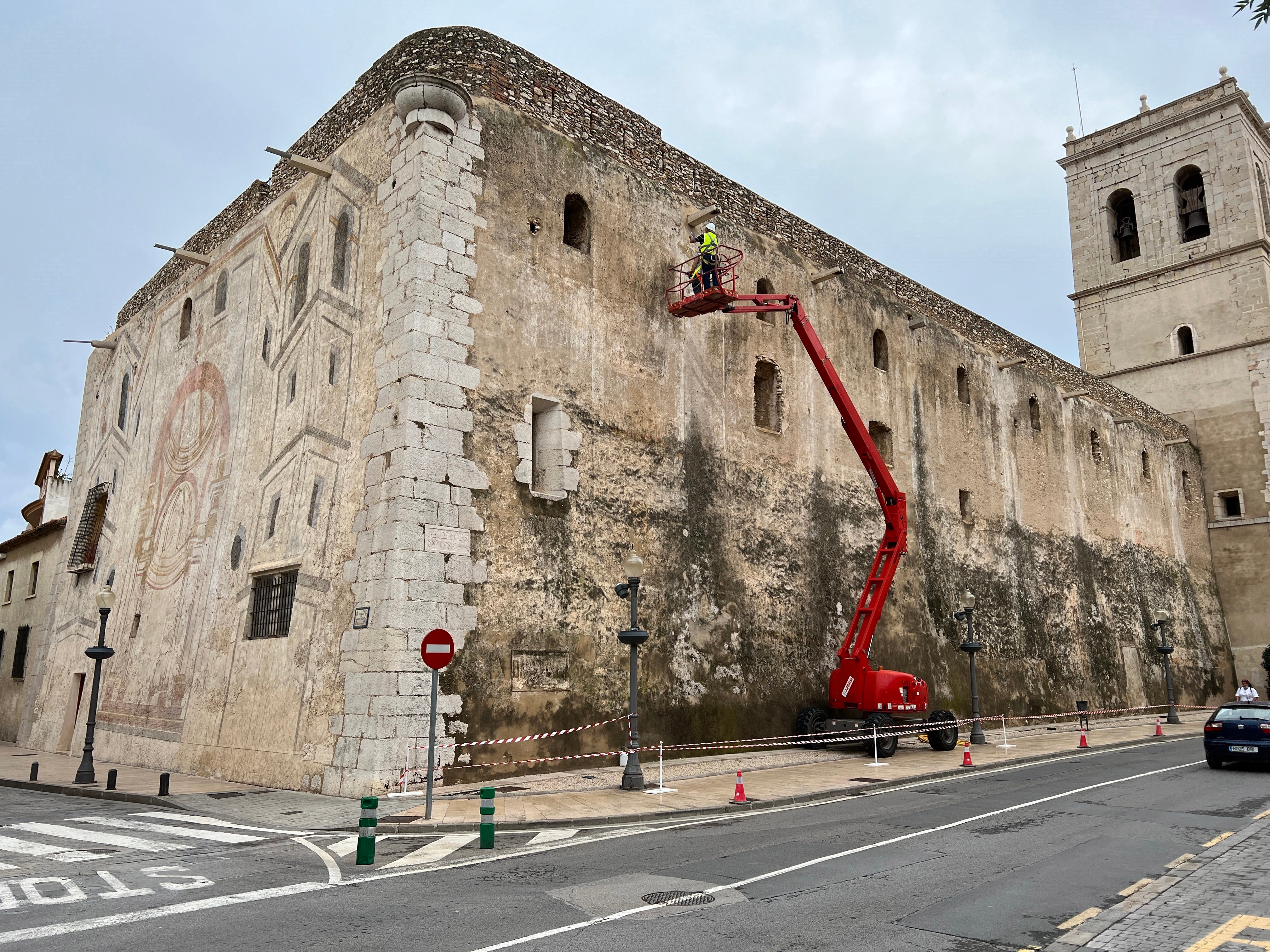 Vinaròs pide investigar si hubo irregularidades en la primera restauración de pinturas de la arciprestal Vinaròs pide investigar si hubo irregularidades en la primera restauración de pinturas de la arciprestal