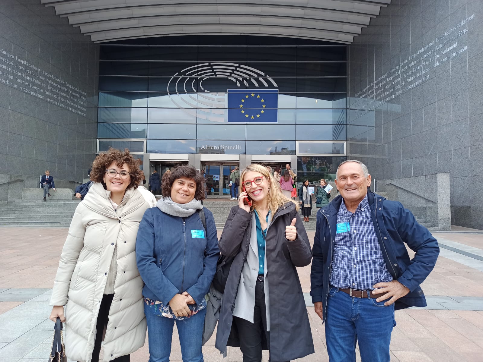 IU reclama en Bruselas políticas europeas que potencien el sector agrario IU reclama en Bruselas políticas europeas que potencien el sector agrario