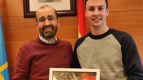 Alejandro cach&oacute;n y Jos&eacute; V Rguez 