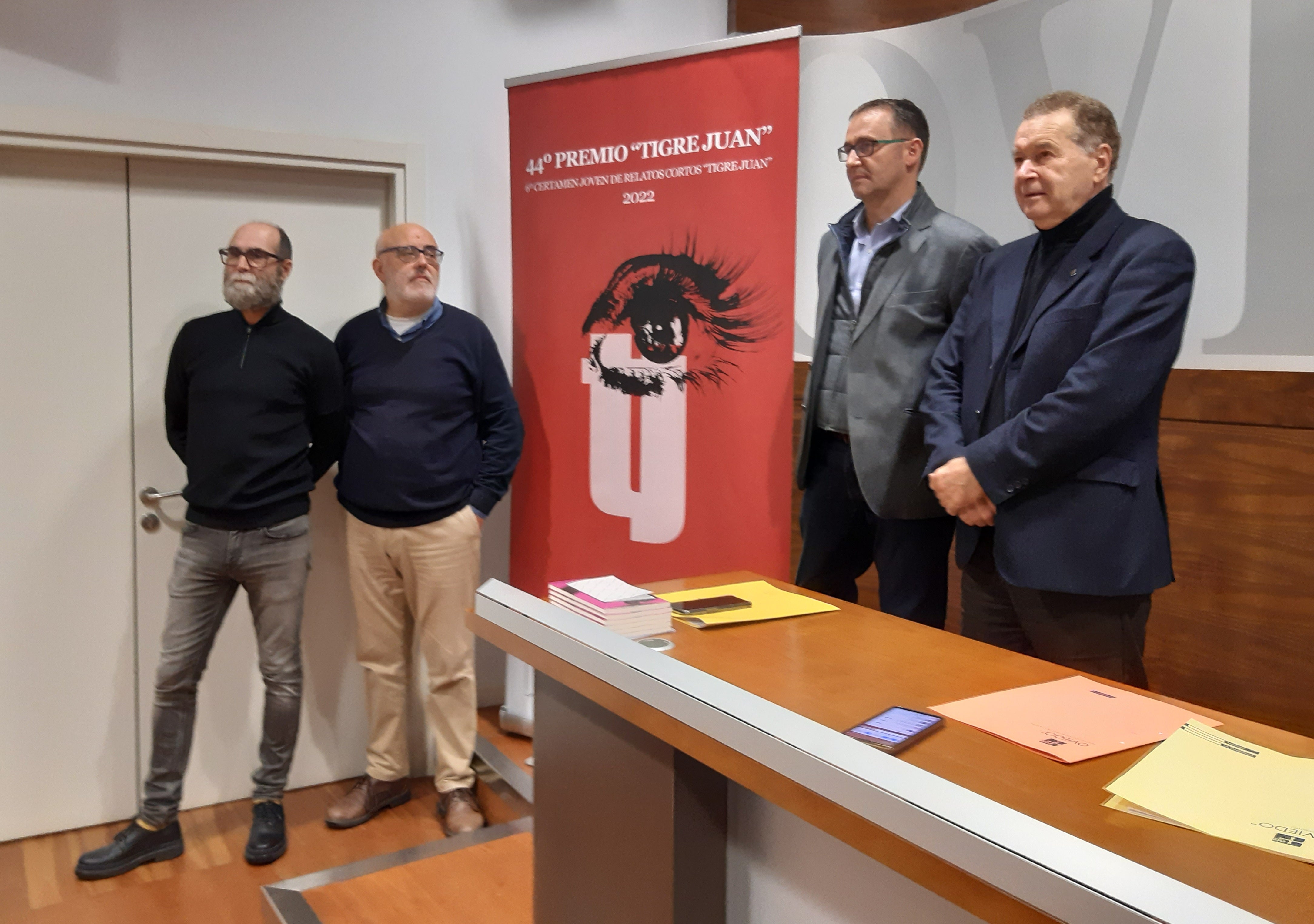 El Tigre Juan presenta sus últimos cinco novelistas de la edición número 44 El Tigre Juan presenta sus últimos cinco novelistas de la edición número 44
