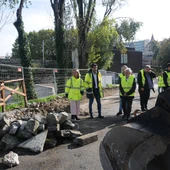Inicio das obras da fonte de agua quente na contorna da capela dos Remédios Inicio das obras da fonte de agua quente na contorna da capela dos Remédios