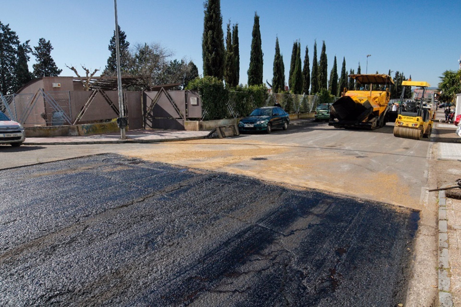 El Ayuntamiento de Mérida licita el VII Plan de Asfaltado en varias zonas de la ciudad por 382.851 euros El Ayuntamiento de Mérida licita el VII Plan de Asfaltado en varias zonas de la ciudad por 382.851 euros