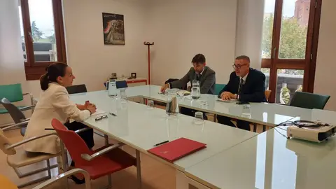 Reunión de Masías con responsables de RENFE Reunión de Masías con responsables de RENFE