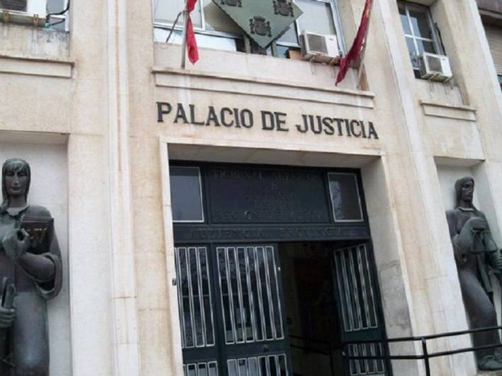 El TSJ rebaja un año y medio la pena a un hombre por un intento de violación en Murcia en aplicación de la Ley del "solo sí es sí" El TSJ rebaja un año y medio la pena a un hombre por un intento de violación en Murcia en aplicación de la Ley del "solo sí es sí"