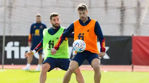 El futbolista José Luis Gayá, en un entrenamiento con la selección española. El futbolista José Luis Gayá, en un entrenamiento con la selección española.