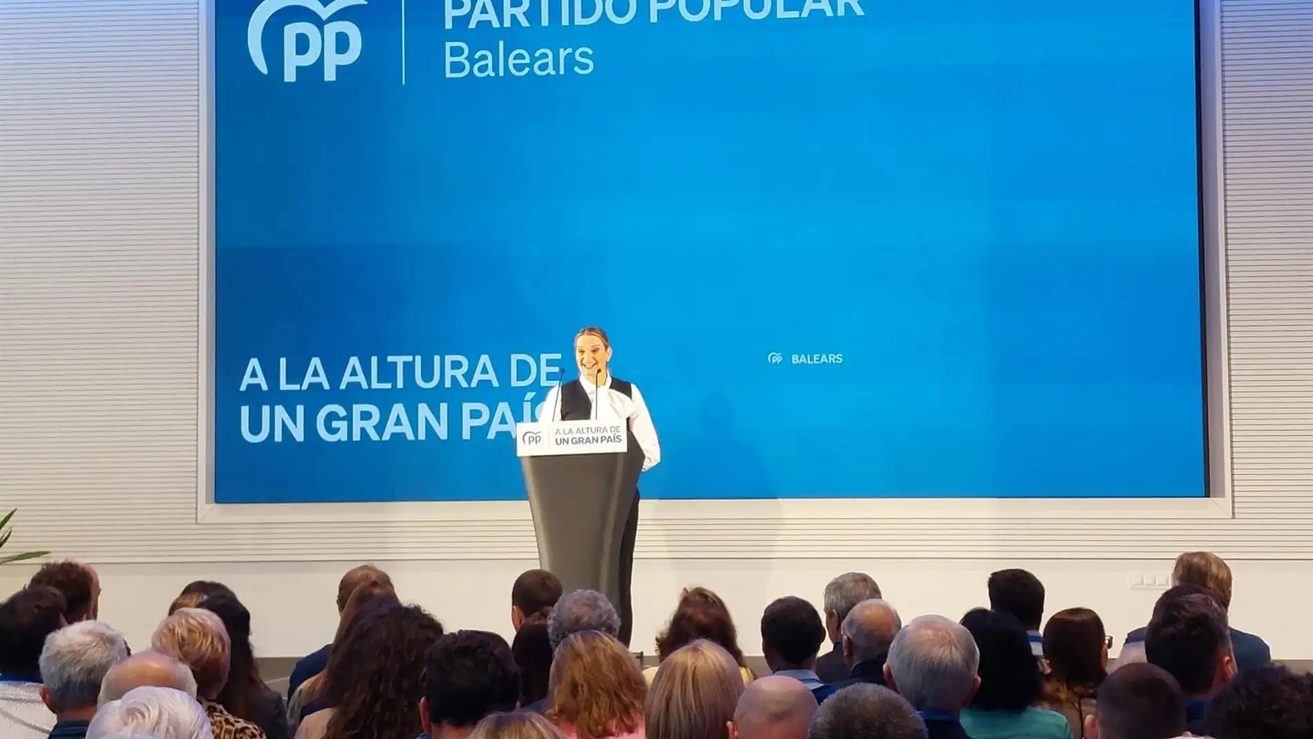 La presidenta del PP de Baleares, Marga Prohens, en la clausura de la Conferencia Política